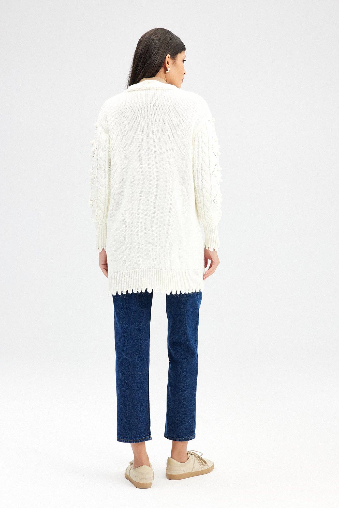 CARDIGAN WITH BRAIDED SLEEVES