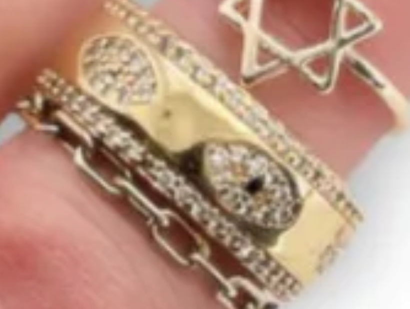 Evil eye gold ring