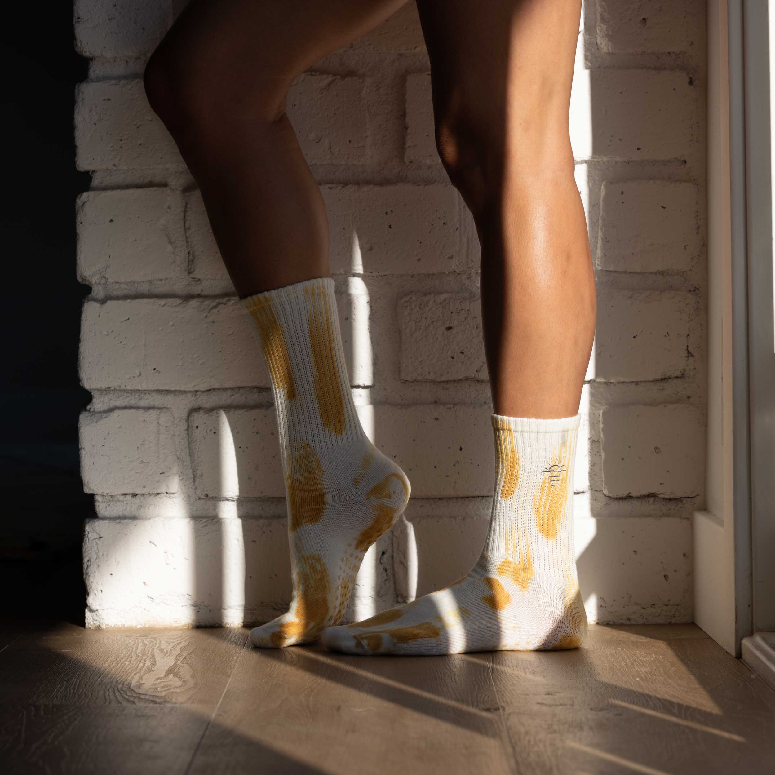 Pilates Grip Sock - Tie Dye Yellow