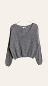 V-neck crop sweater with a tight hem #20678