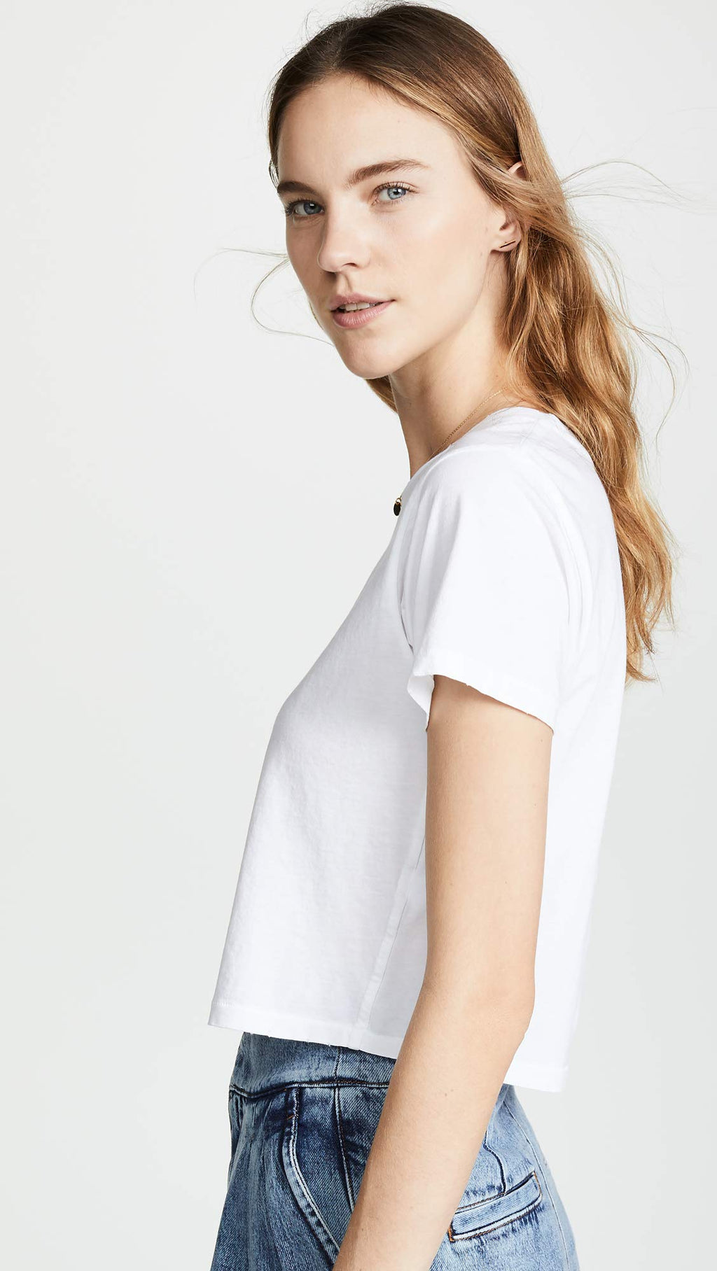 AMO Women's Babe Tee