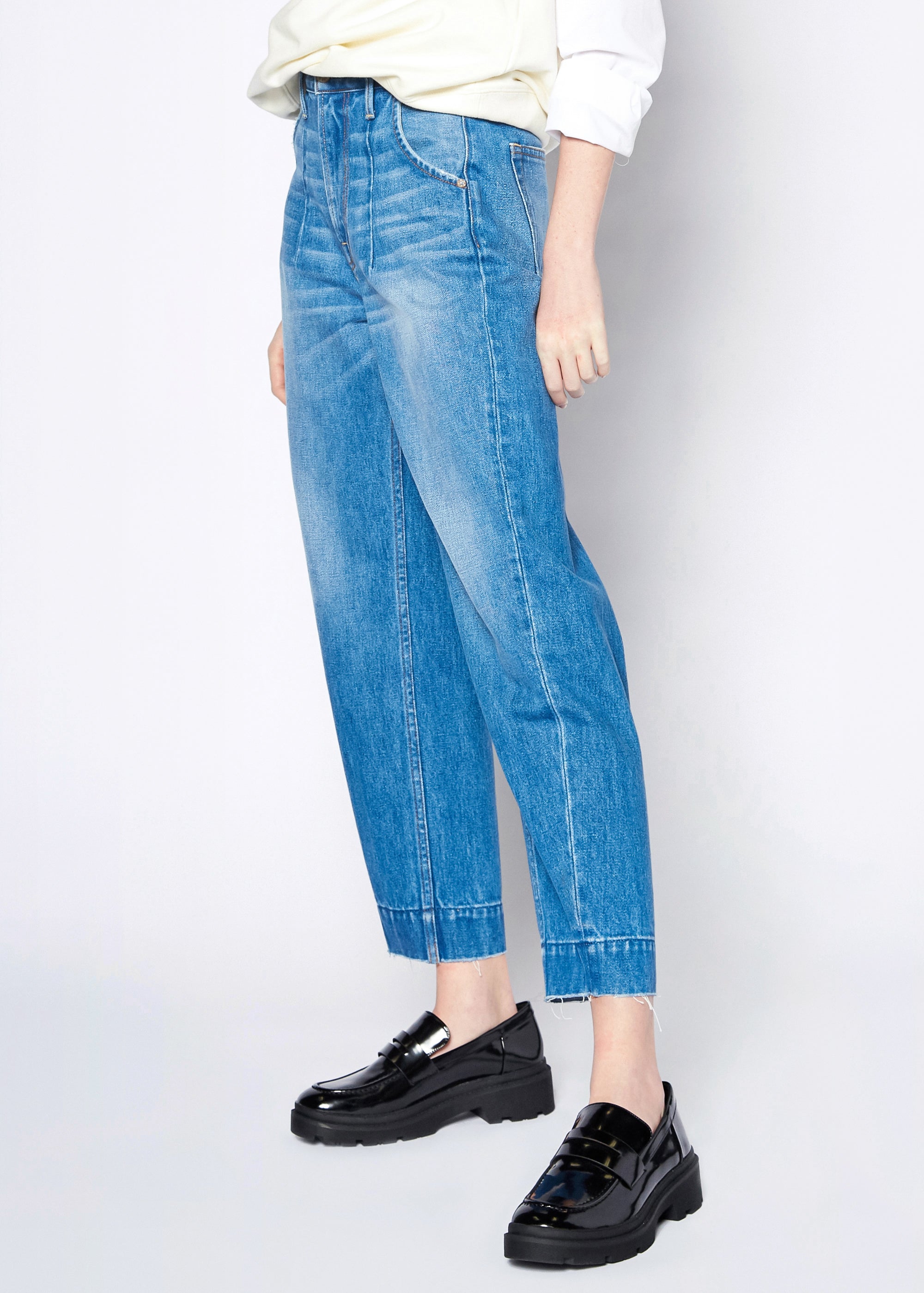 Lou 90's Comfort Crop