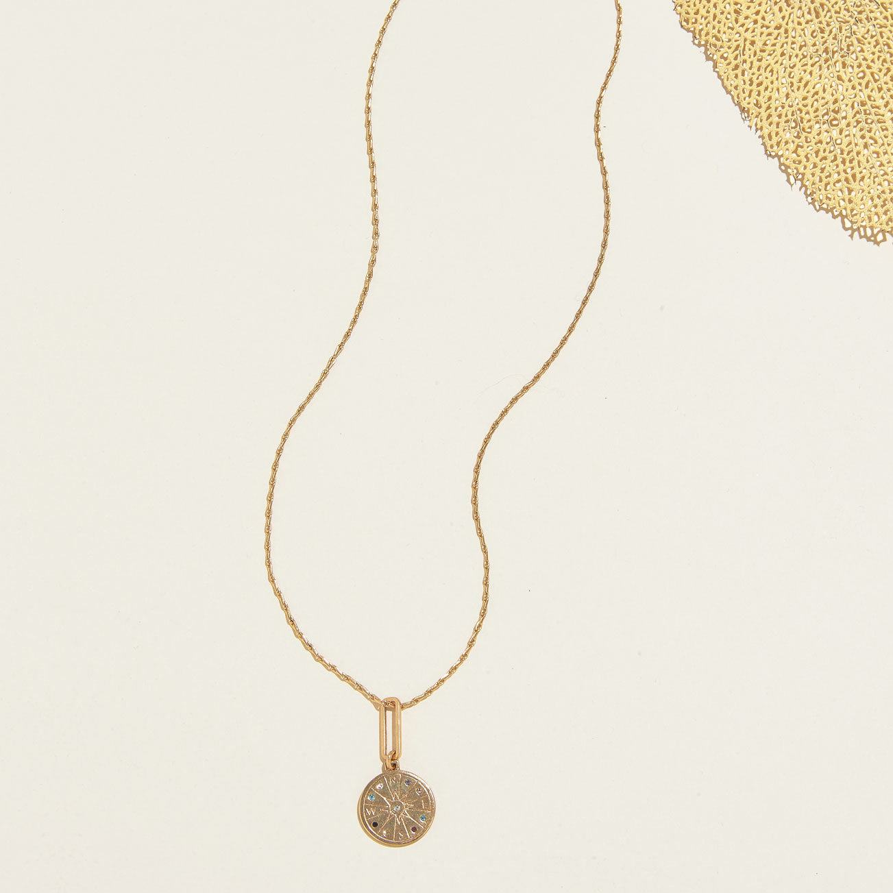 Seeker Necklace Gold