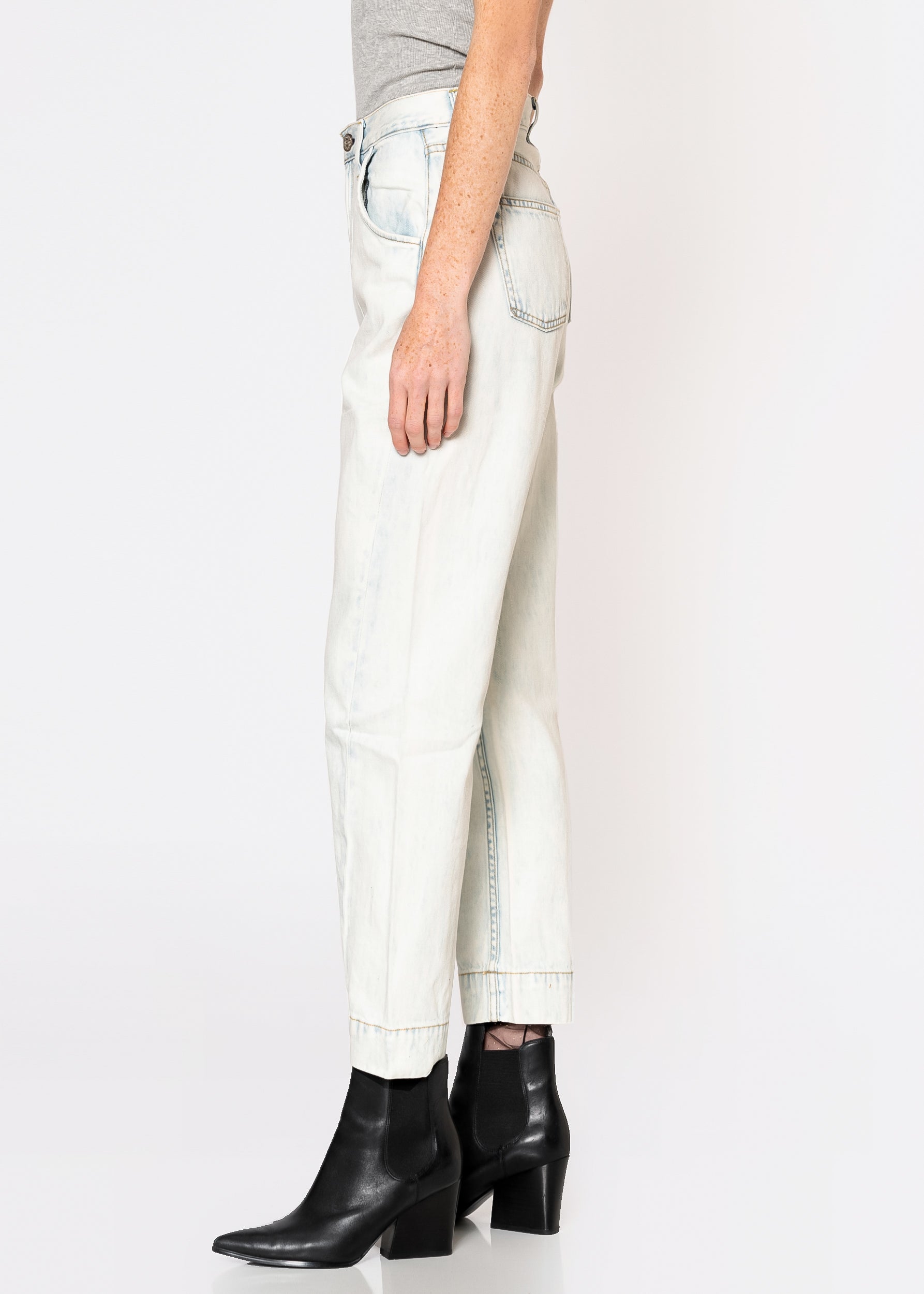 Lou 90's Comfort Crop