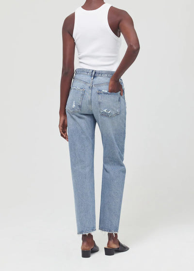90s Mid Rise Loose Fit Jean in Isolate - Lexie