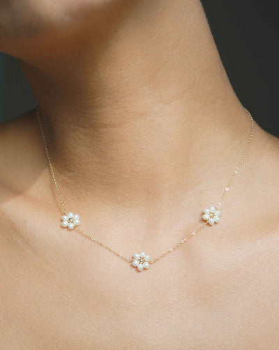 Flores Necklace